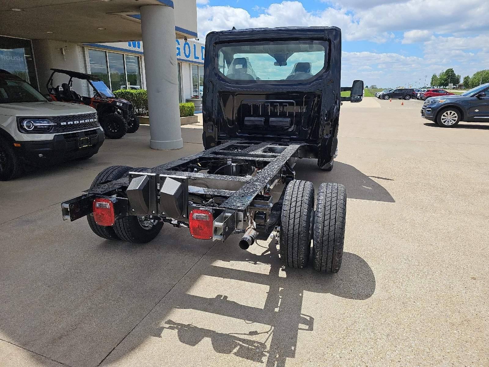 New 2026 Agate Black Metallic Ford Chassis Cab image 9