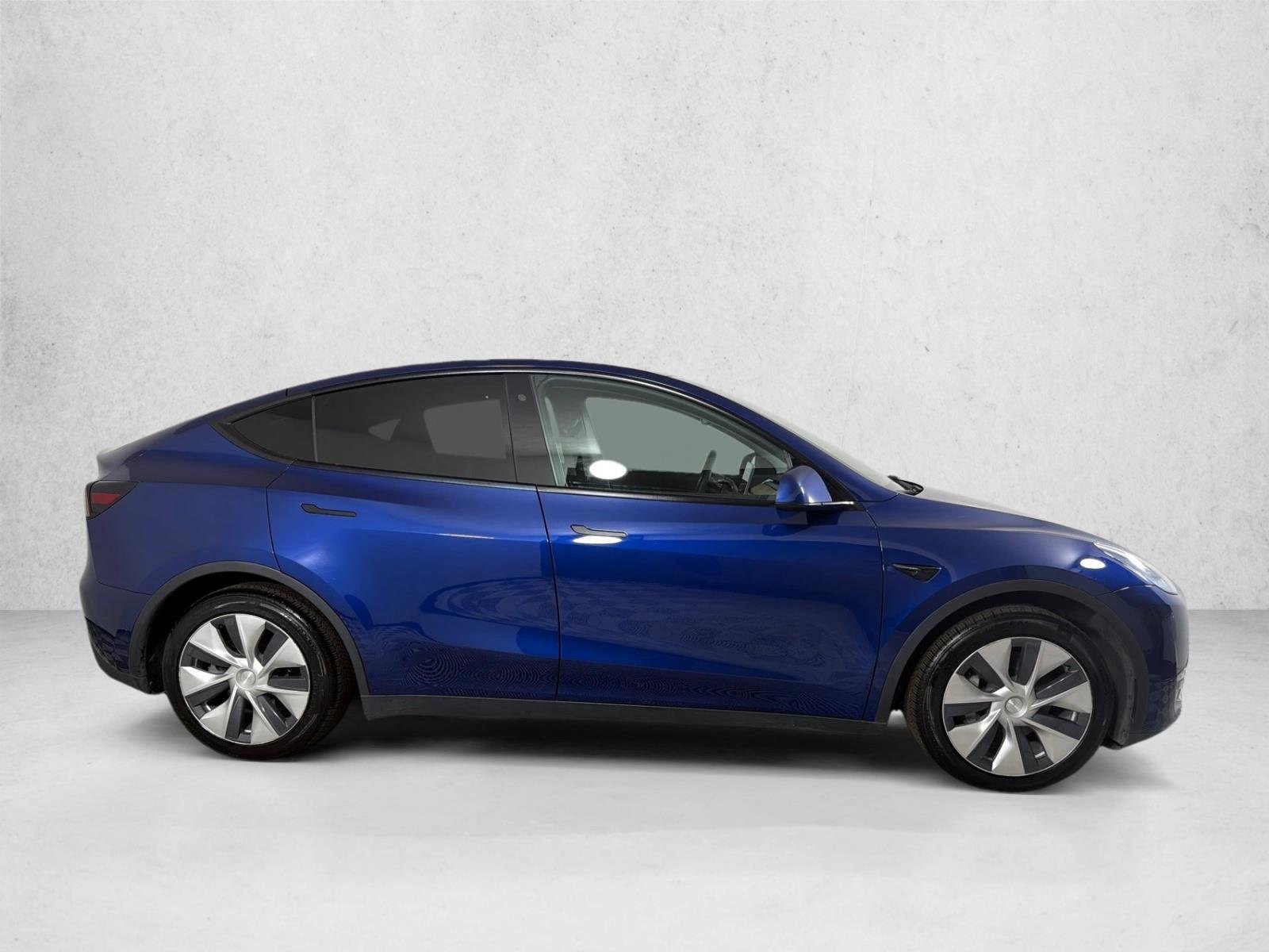 Used 2020 Blue Tesla Long Range image 4