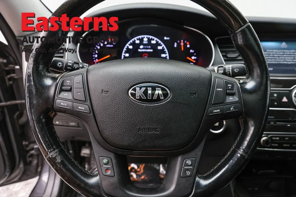 Used 2014 Gray Kia Premium image 10
