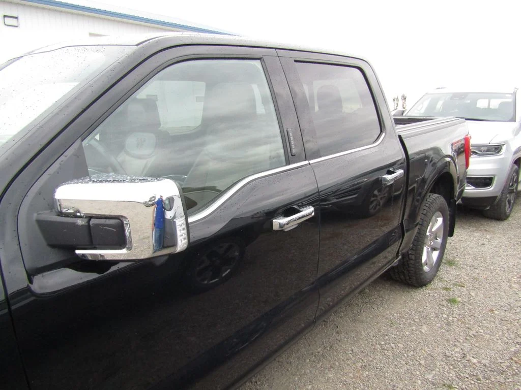 Used 2021 Black Ford King Ranch image 2