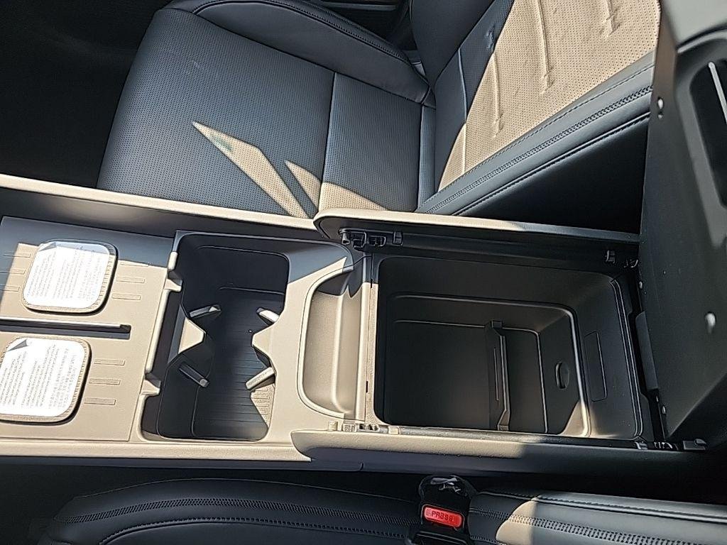 2026 Hyundai Santa Fe Calligraphy - Photo 25