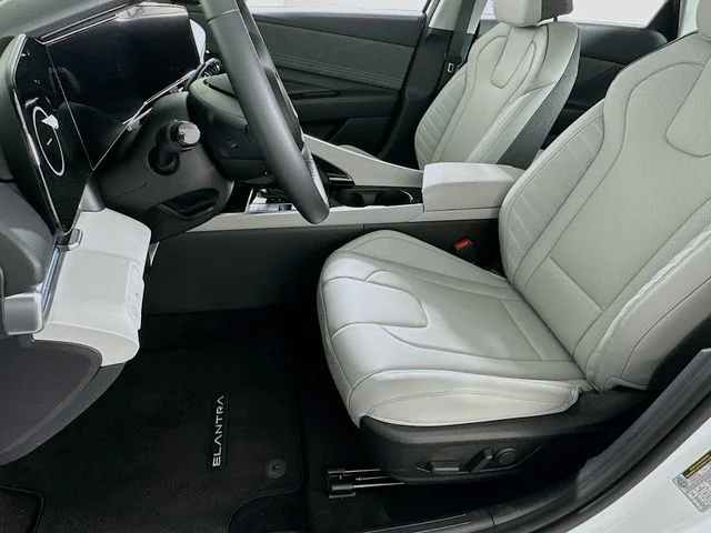 New 2026 White Hyundai Limited image 9