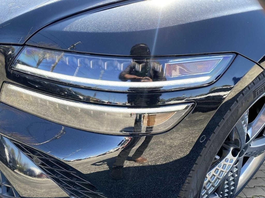 New 2026 Black Genesis 3.5T image 9