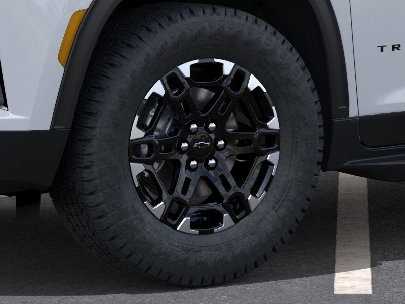 New 2027 Polar White Tricoat Chevrolet Z71 image 9