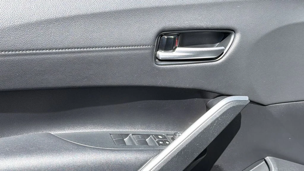 Used 2023 Silver Toyota XLE image 22