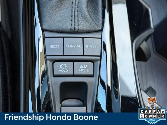Used 2025  Toyota XSE image 33