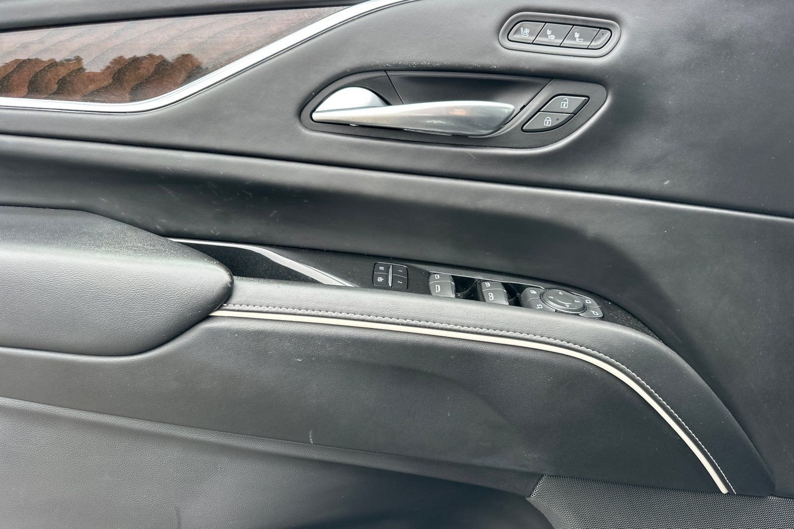 Used 2023 Black Cadillac Premium Luxury Platinum image 11