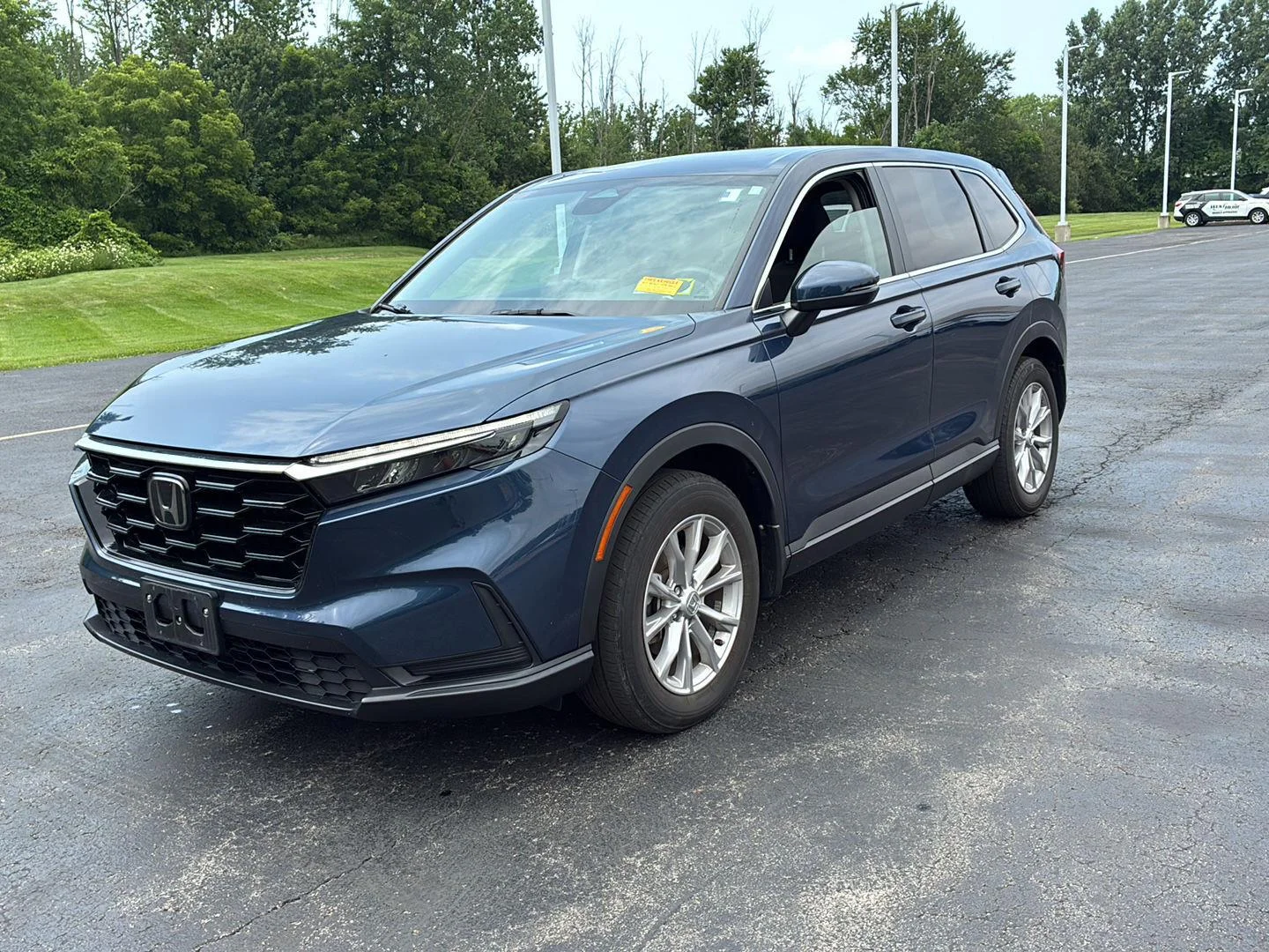 Used 2024 Canyon River Blue Metallic Honda EX image 13