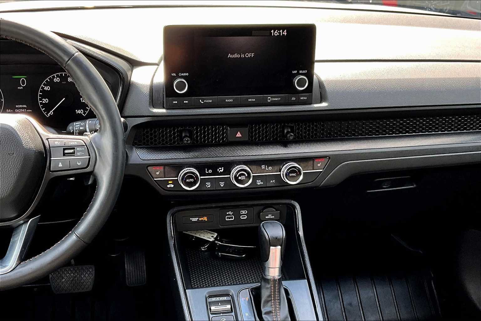 Used 2023 Platinum White Pearl Honda Sport image 7