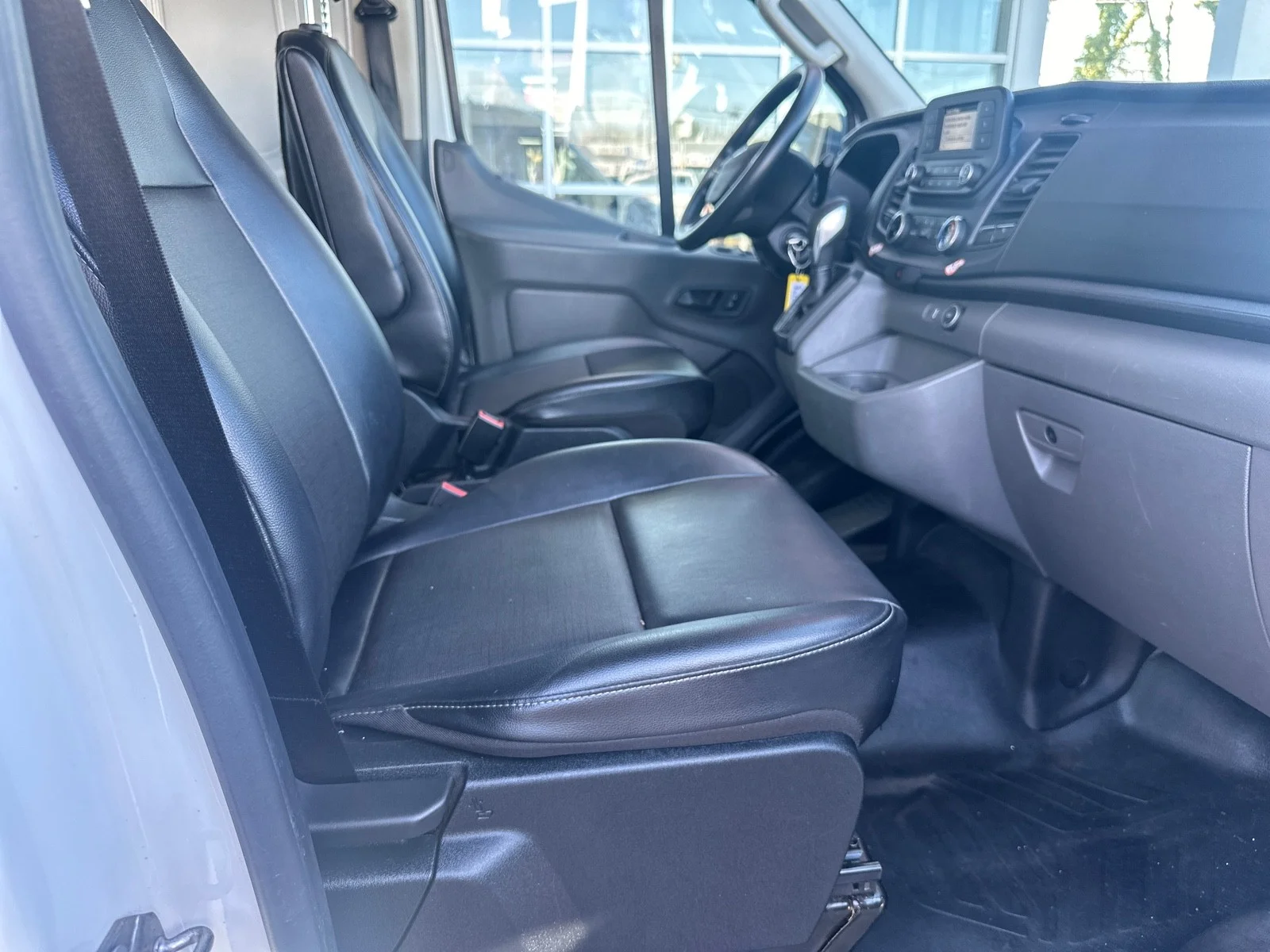 Used 2021 WHITE Ford  image 33
