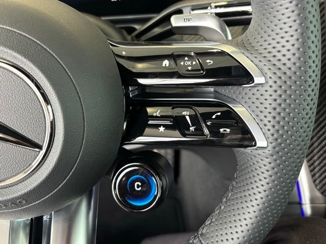New 2026 MANUFAKTUR Moonlight White Metallic Mercedes-Benz AMG® CLE 53 4MATIC+ Cabriolet image 24