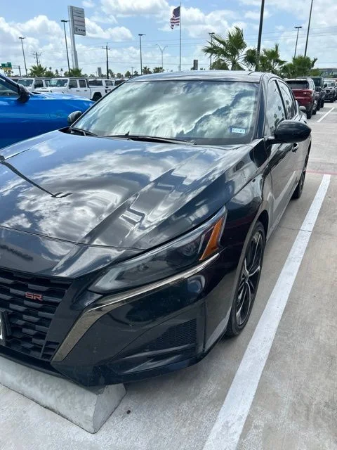 Used 2023 Black Nissan 2.5 SR image 3