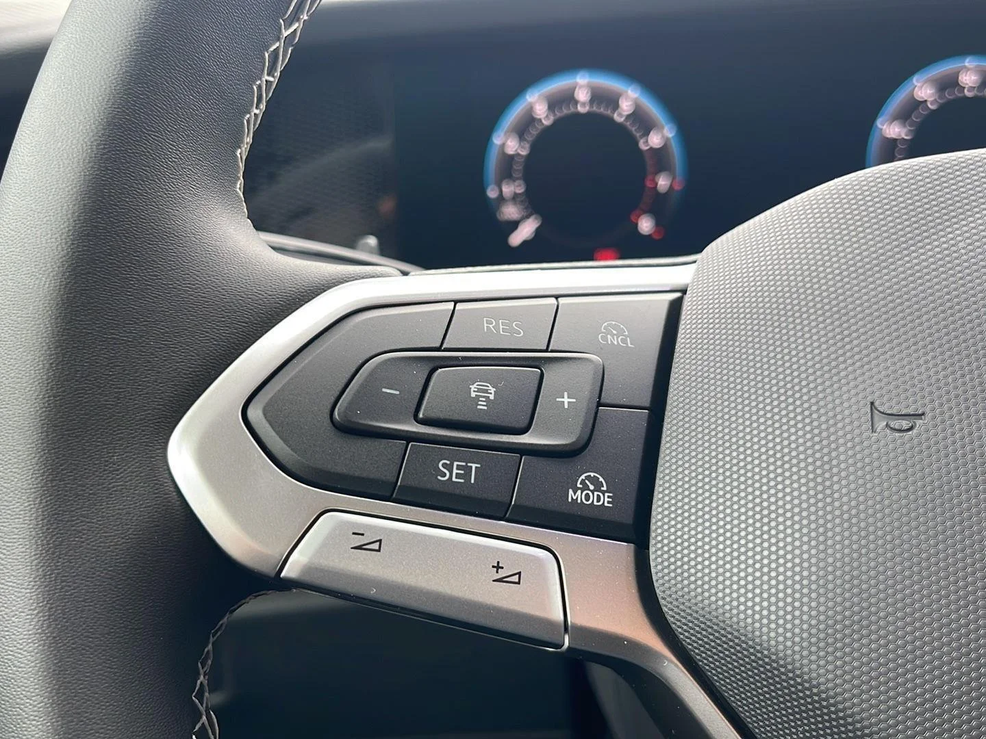 New 2026 Platinum Gray Metallic Volkswagen S image 22
