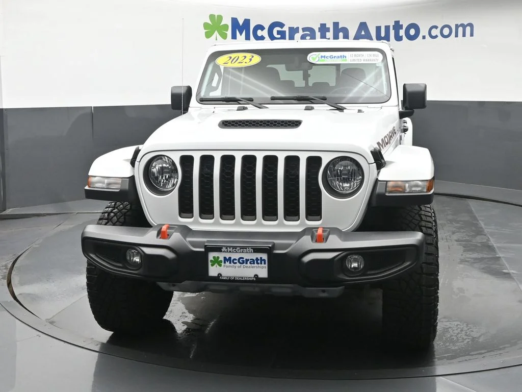 Used 2023 White Jeep Mojave image 6