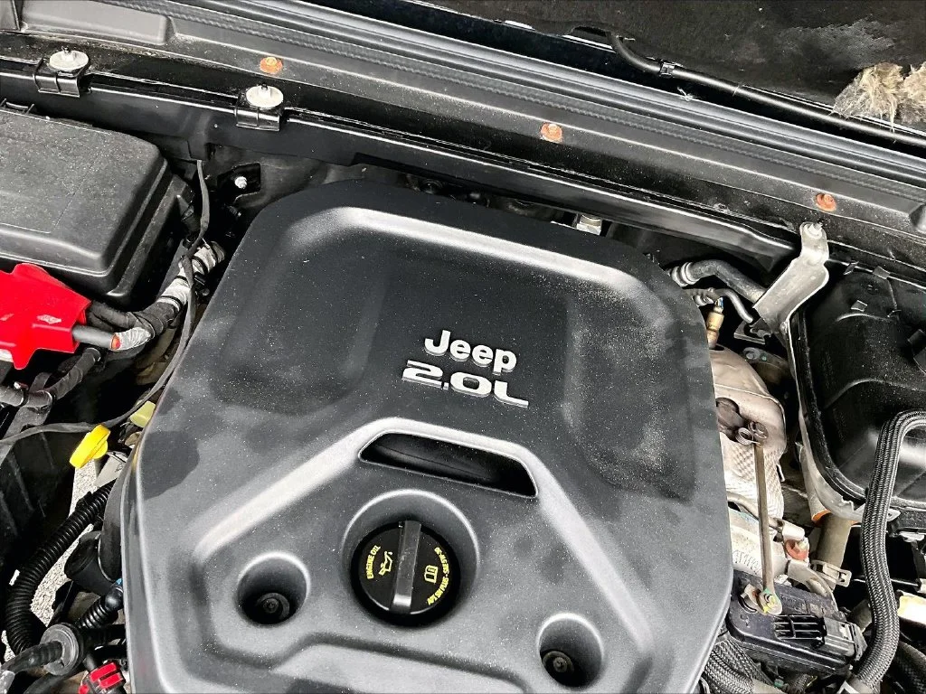 Used 2018 Black Jeep Unlimited Sport S image 33