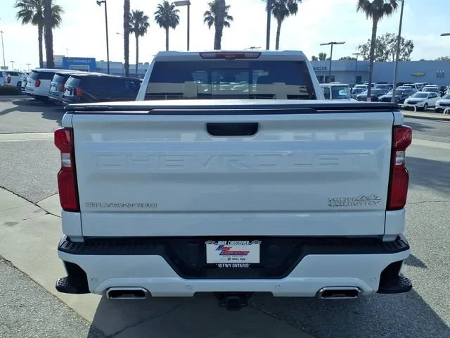 Used 2026 Polar White Tricoat Chevrolet High Country image 9