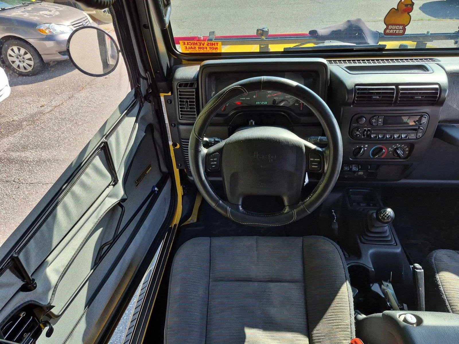Used 2003  Jeep Sport image 27