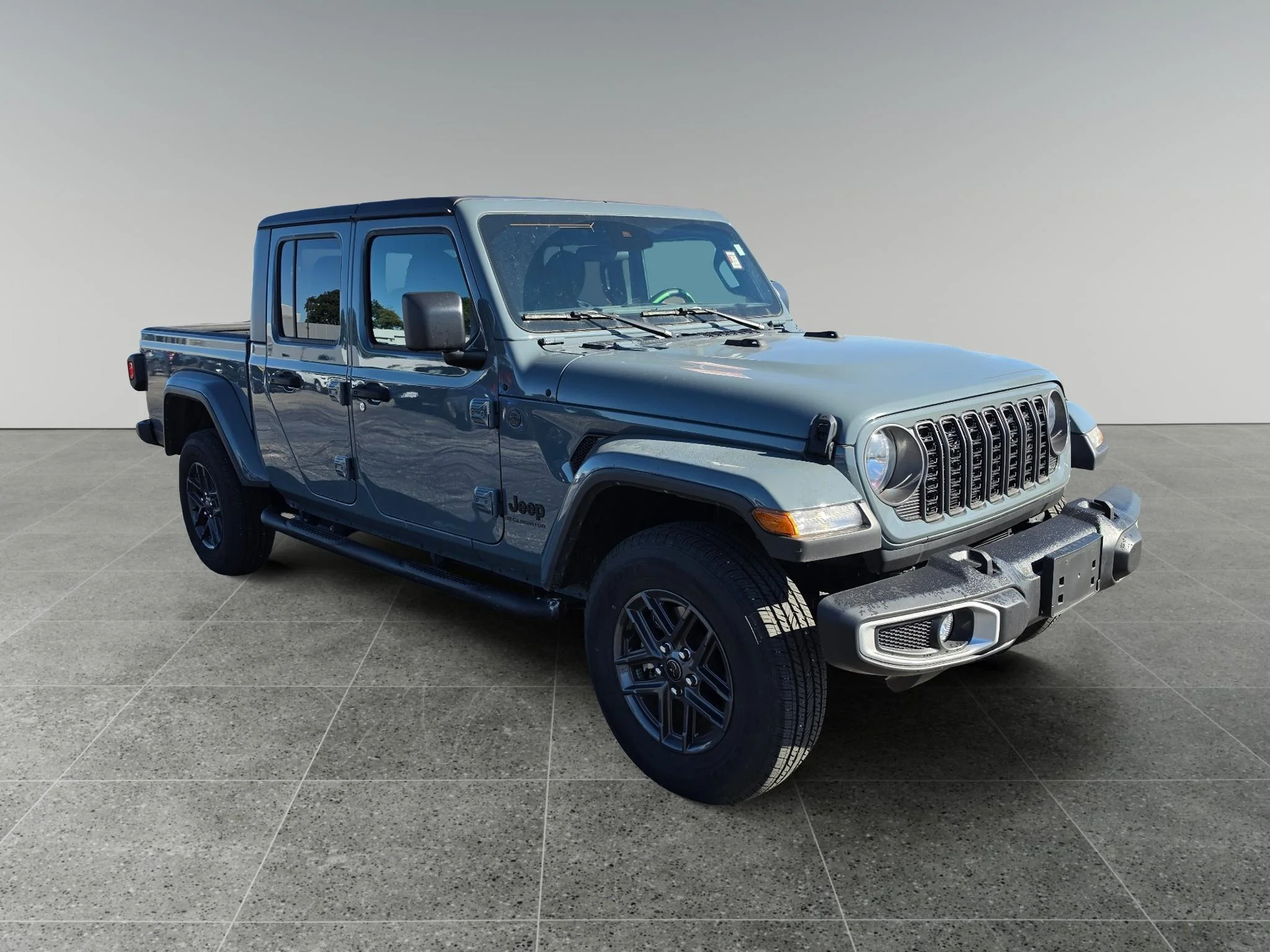 Used 2024 Anvil Clear Coat Jeep Sport S image 8