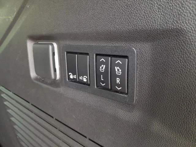 Used 2021 Gray Chevrolet RST image 57