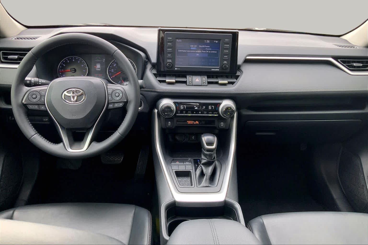 Used 2020 Magnetic Gray Metallic Toyota XLE Premium image 16