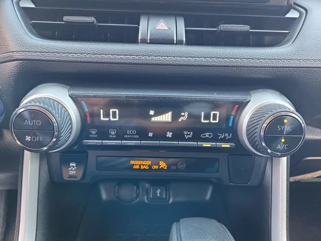 Used 2021 White Toyota XLE image 18