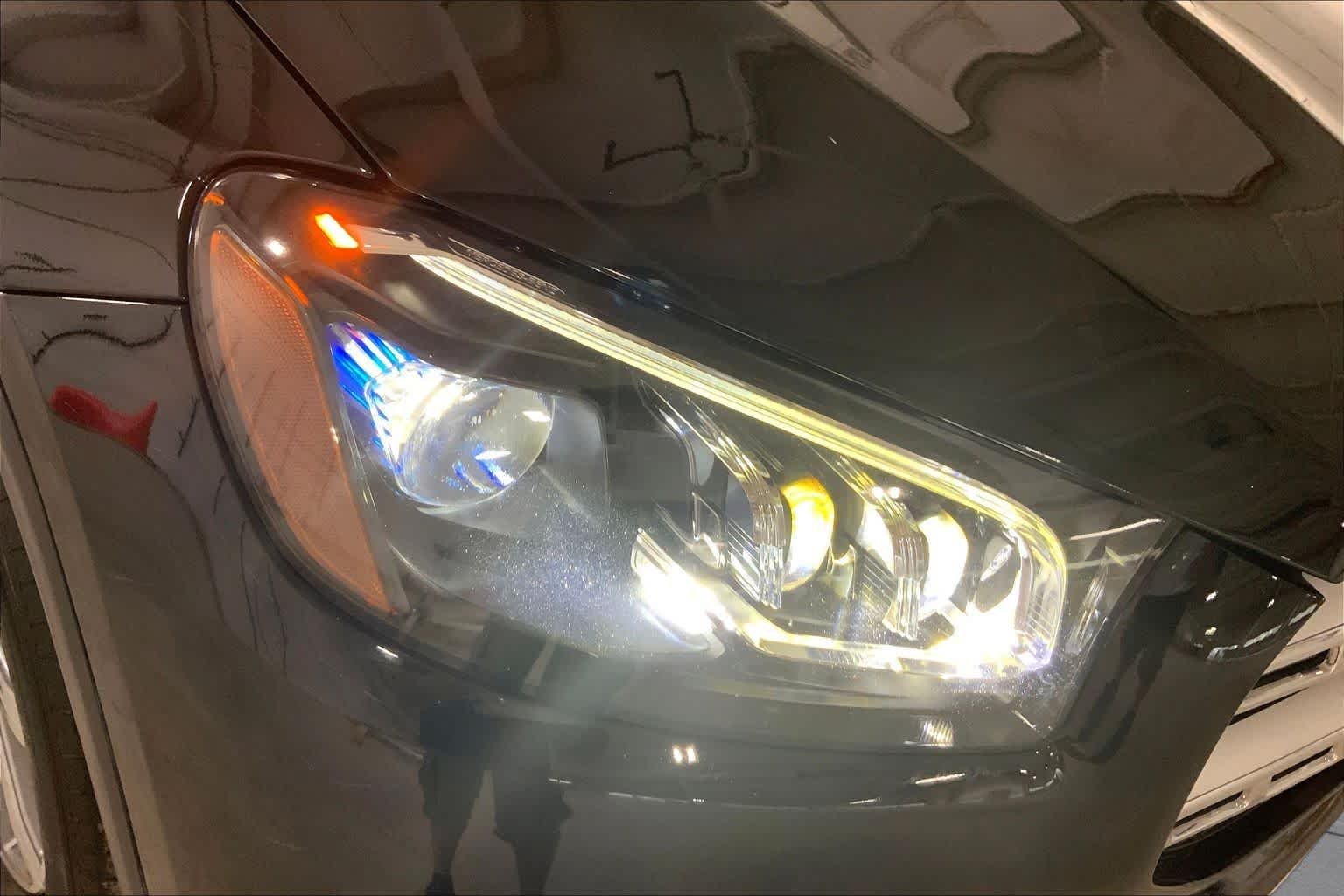 Used 2021 Black Mercedes-Benz GLS 450 image 27