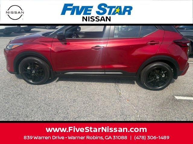 Used 2023 Red Nissan SR image 16