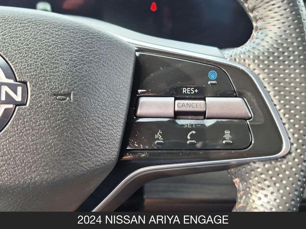 Used 2024 White Nissan ENGAGE image 18