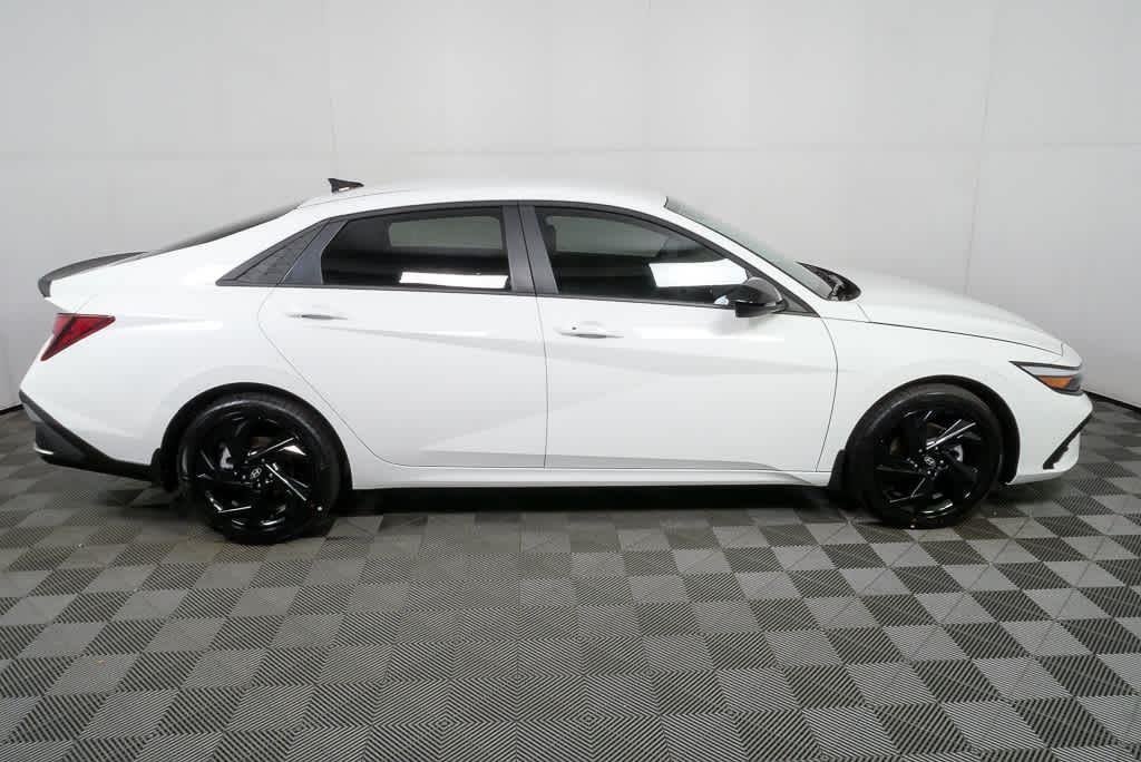 New 2026 Serenity White Hyundai SEL Sport image 2