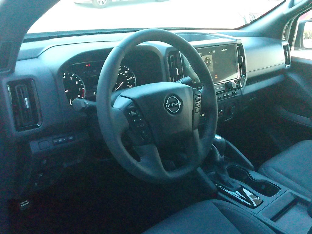 2026 Nissan Frontier SV - Photo 16