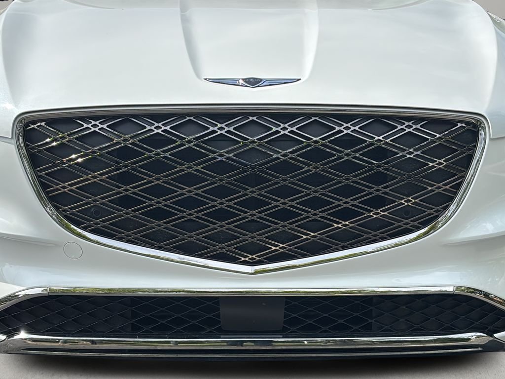 Certified Used 2026 Uyuni White Genesis 2.5T image 43