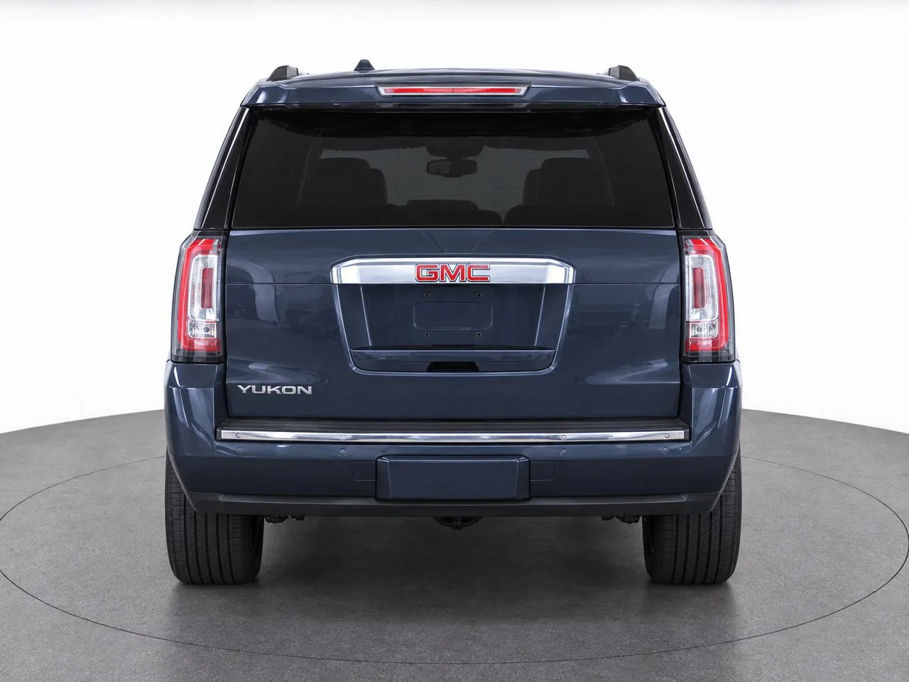 Used 2020 DARK SKY METALLIC GMC Denali image 7