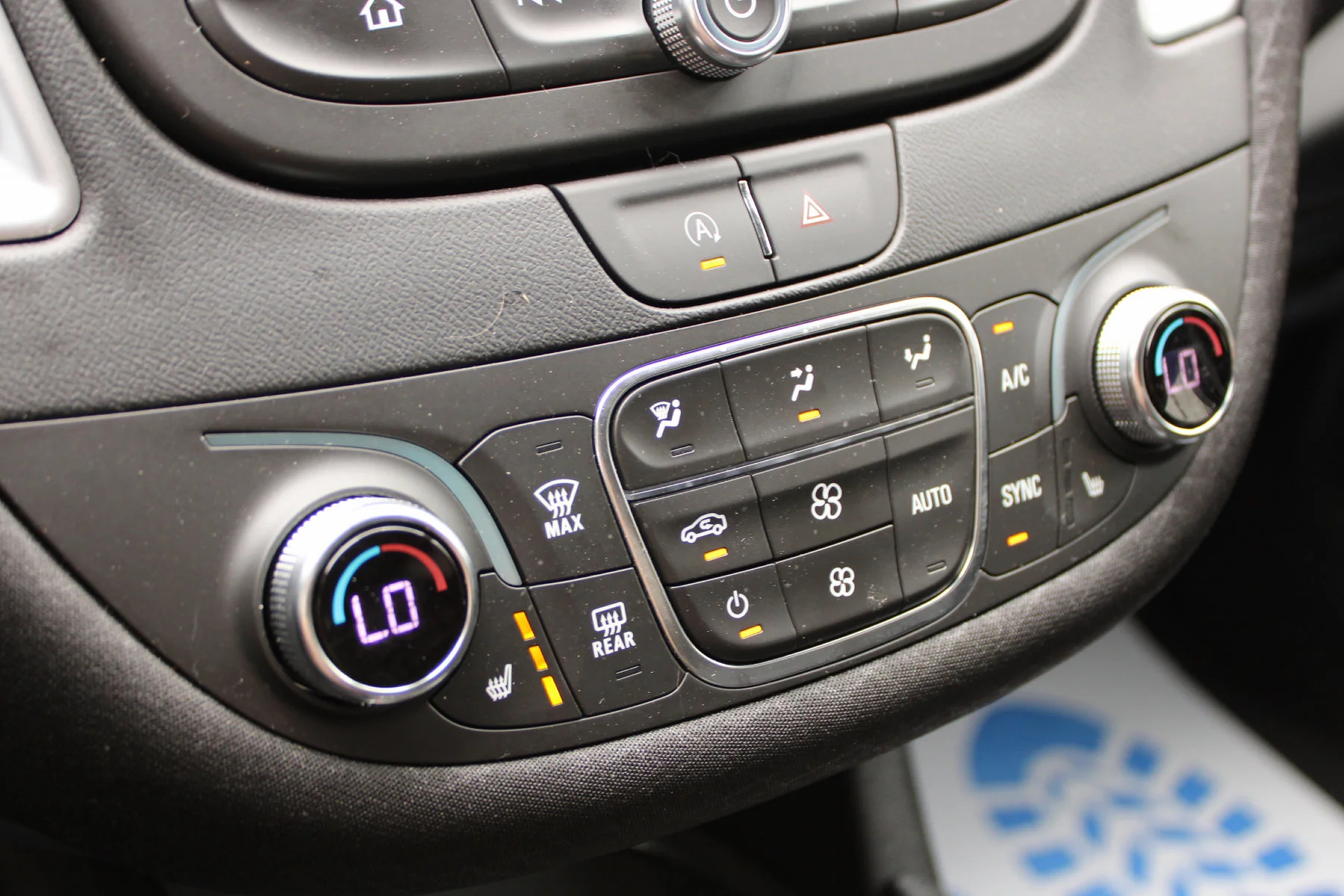 Used 2024 Lakeshore Blue Metallic Chevrolet 4dr Sdn 1LT image 12