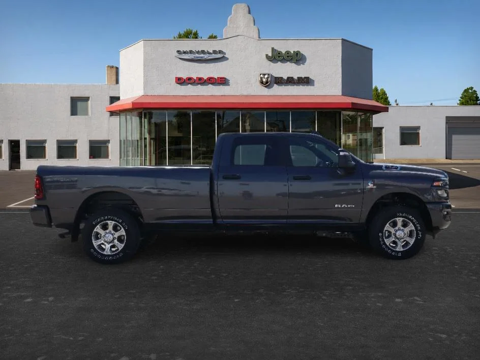New 2026 Granite Crystal Metallic Clear-Coat Exterior Paint RAM Big Horn image 8