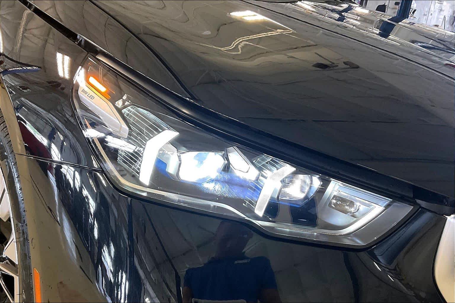 New 2027 Black Sapphire Metallic BMW eDrive40 image 13