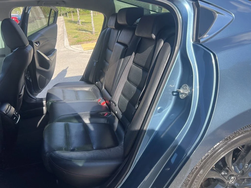 Used 2014 Blue Mazda i Grand Touring image 38
