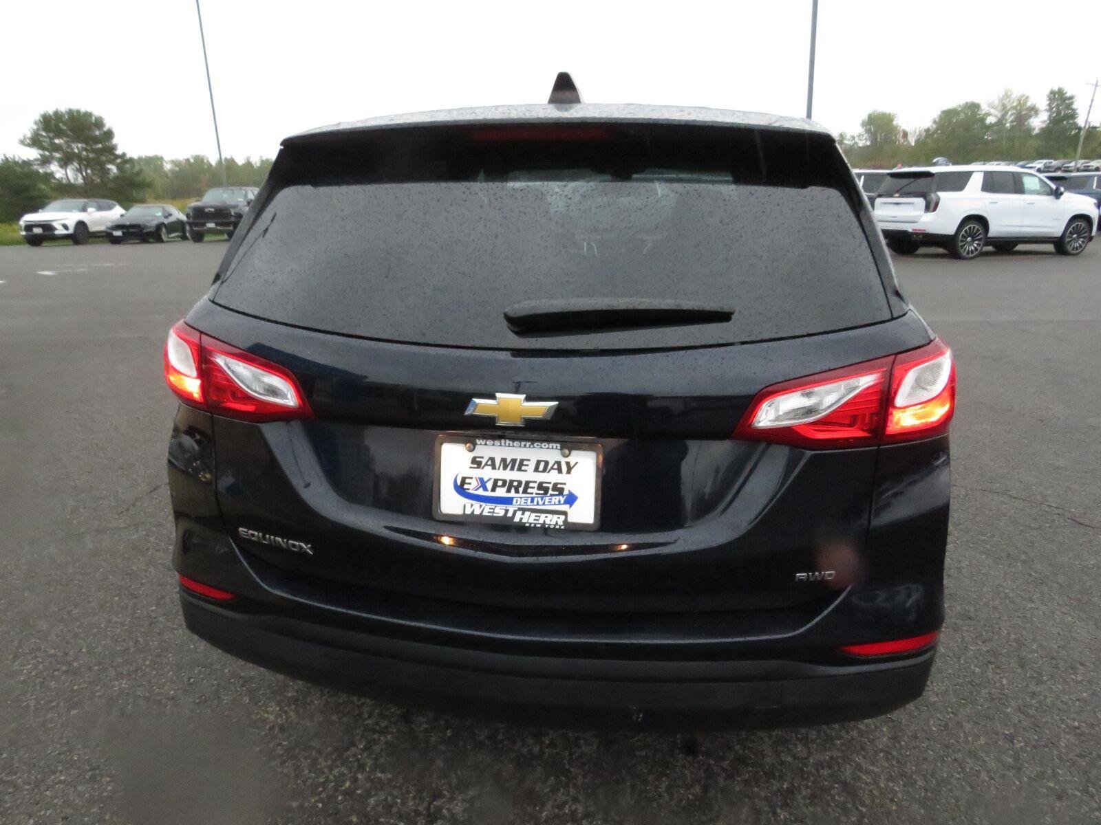 Used 2020 Midnight Blue Metallic Chevrolet LS image 9
