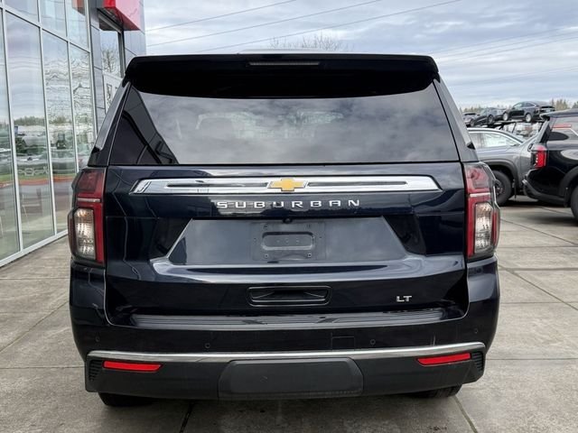 2022 Chevrolet Suburban LT - Photo 6