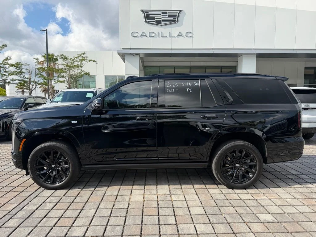 2025 Cadillac Escalade 4WD Sport's photo