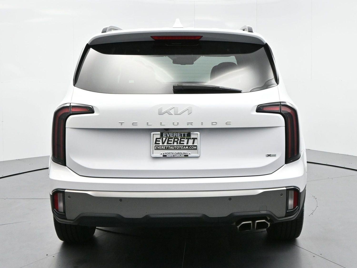 Used 2023 Glacial White Pearl Kia EX X-Line image 6