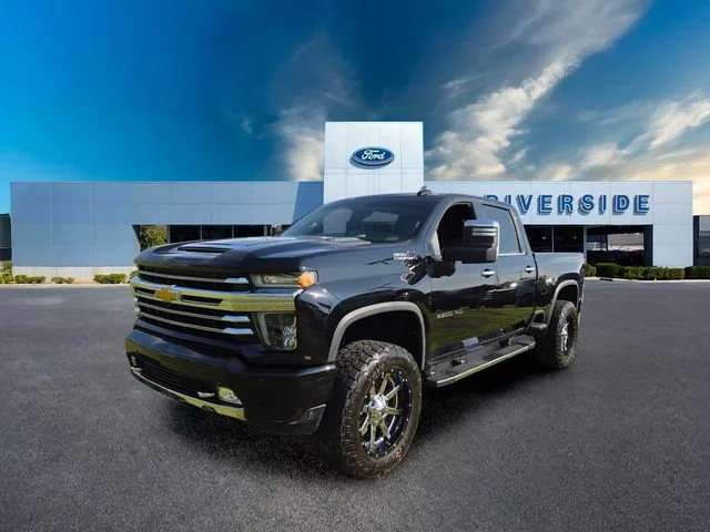 Certified Used 2020 Black Chevrolet High Country image 3