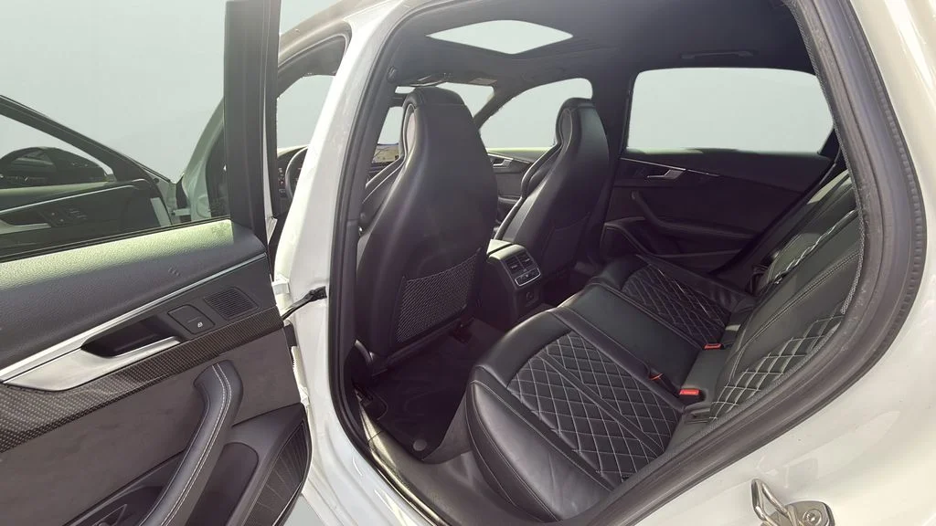 Used 2019 White Audi 3.0T Prestige image 16