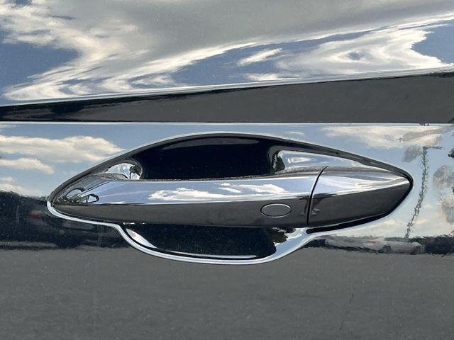 New 2026 Black Hyundai SEL FWD image 37
