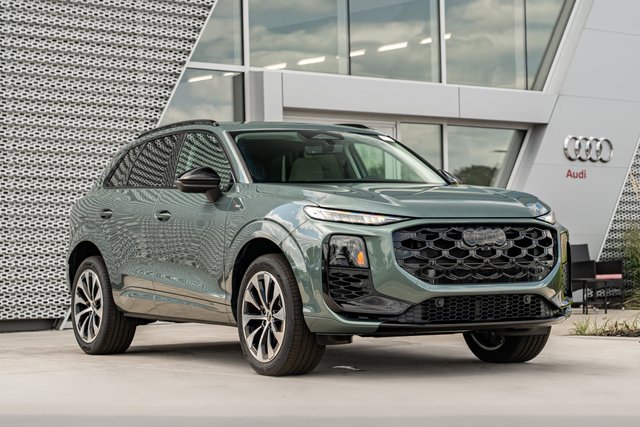 2026 Audi Q3 S line