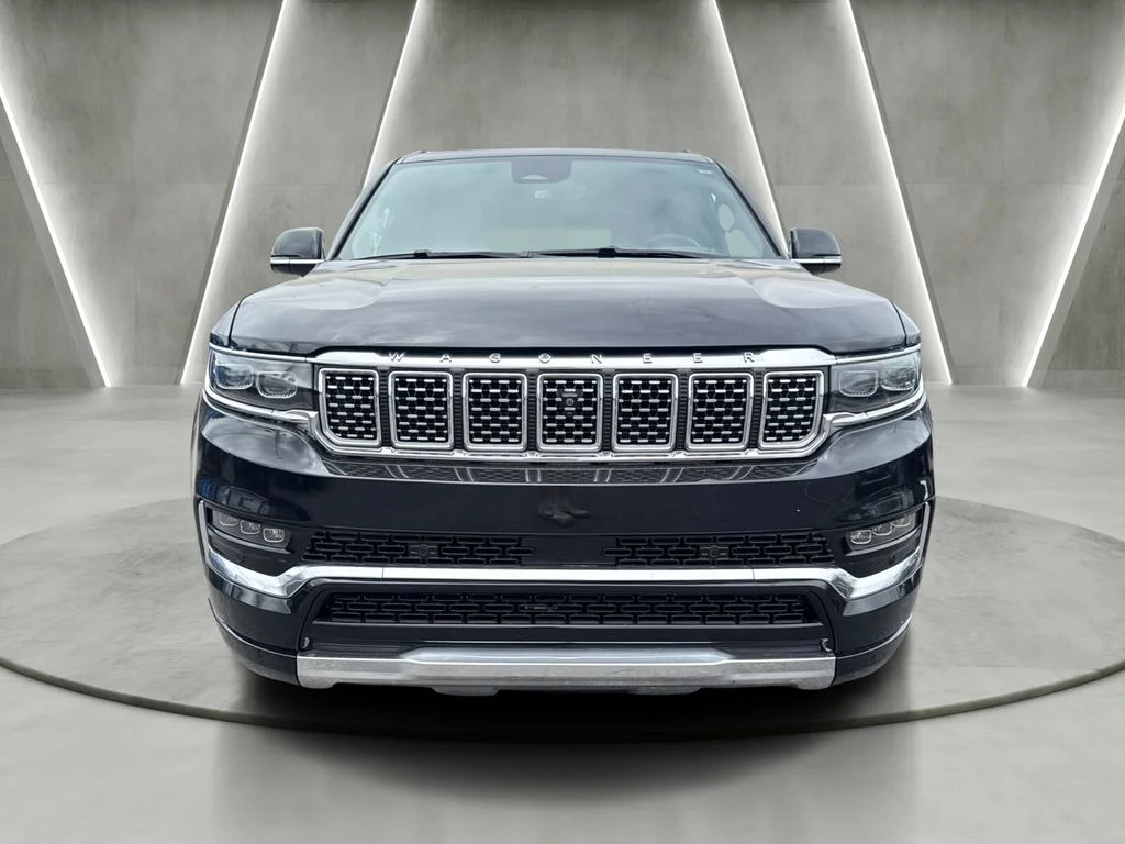 Used 2024 Black Jeep Base image 2