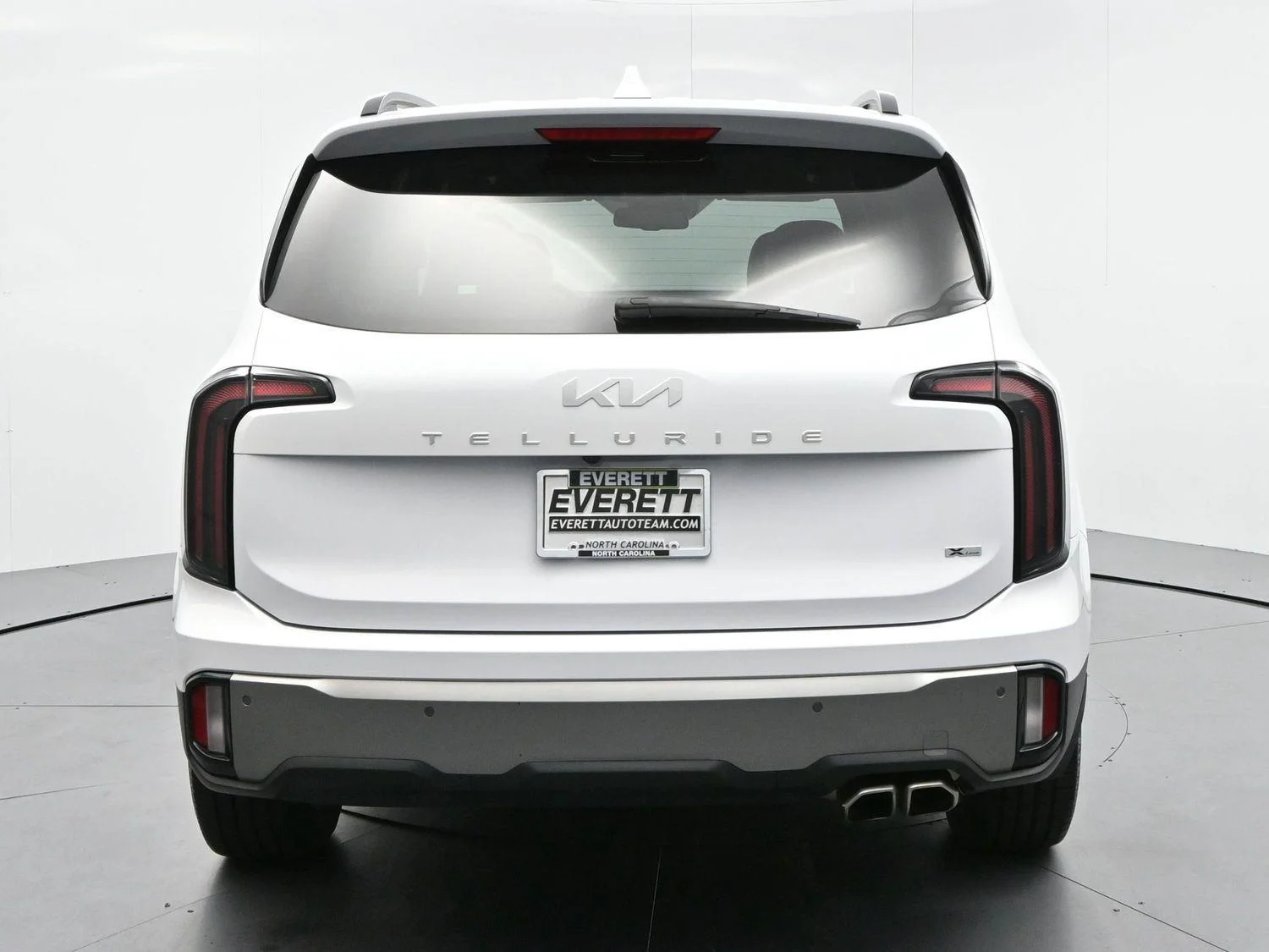 Used 2023 Glacial White Pearl Kia EX X-Line image 6