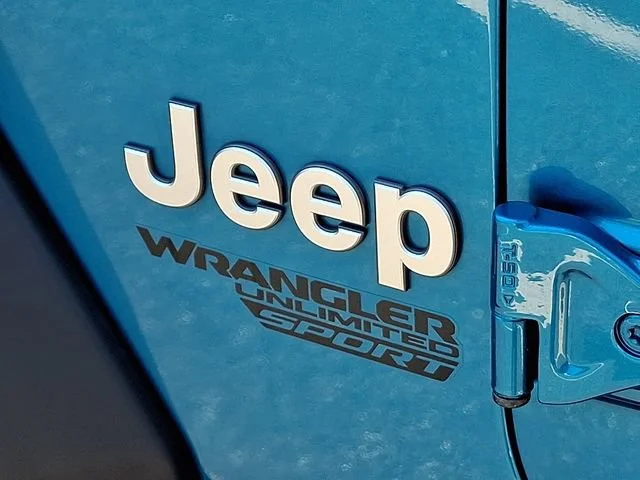 Used 2020 Teal Jeep Sport S 4x4 image 31