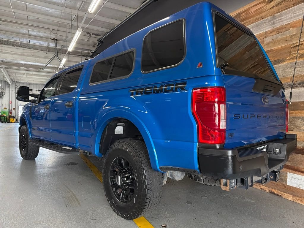Used 2020 Blue Metallic Ford XLT image 22