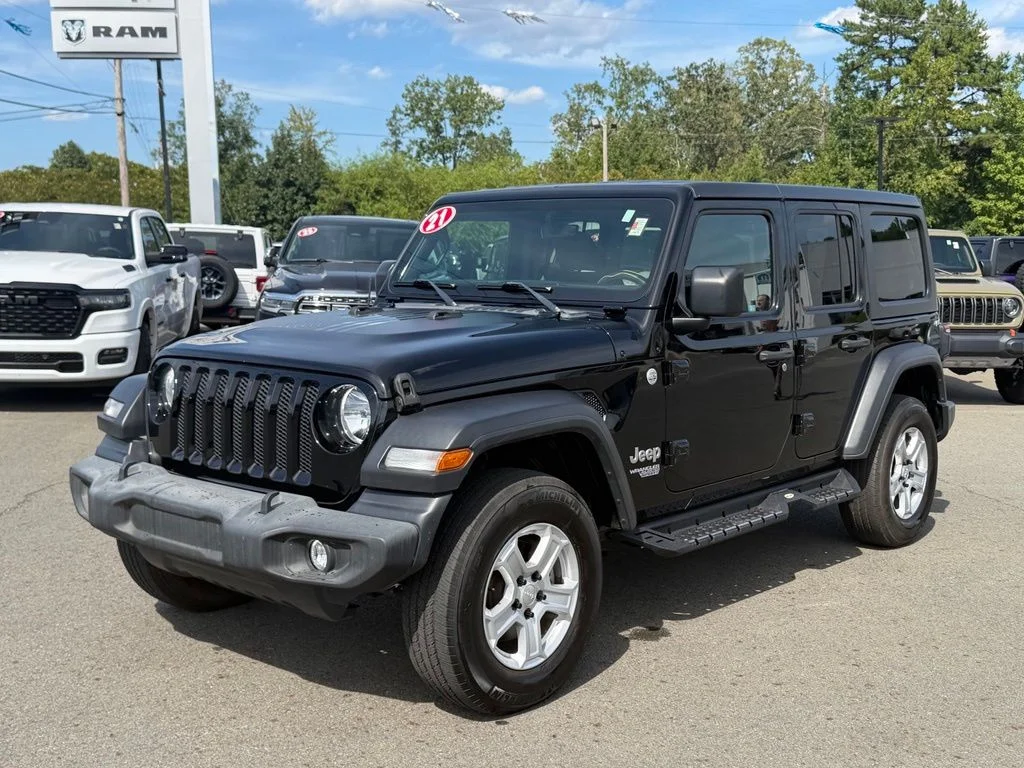 Used 2021 Black Jeep Unlimited Sport S image 9