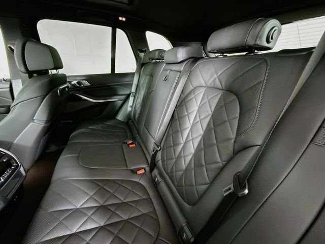 New 2026 Gray Metallic BMW xDrive40i image 26